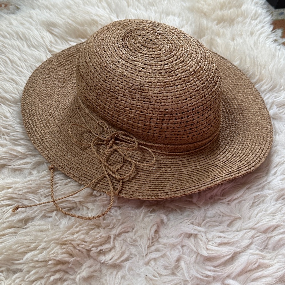 Natural Straw Sun Hat with Bow - Women Accessories